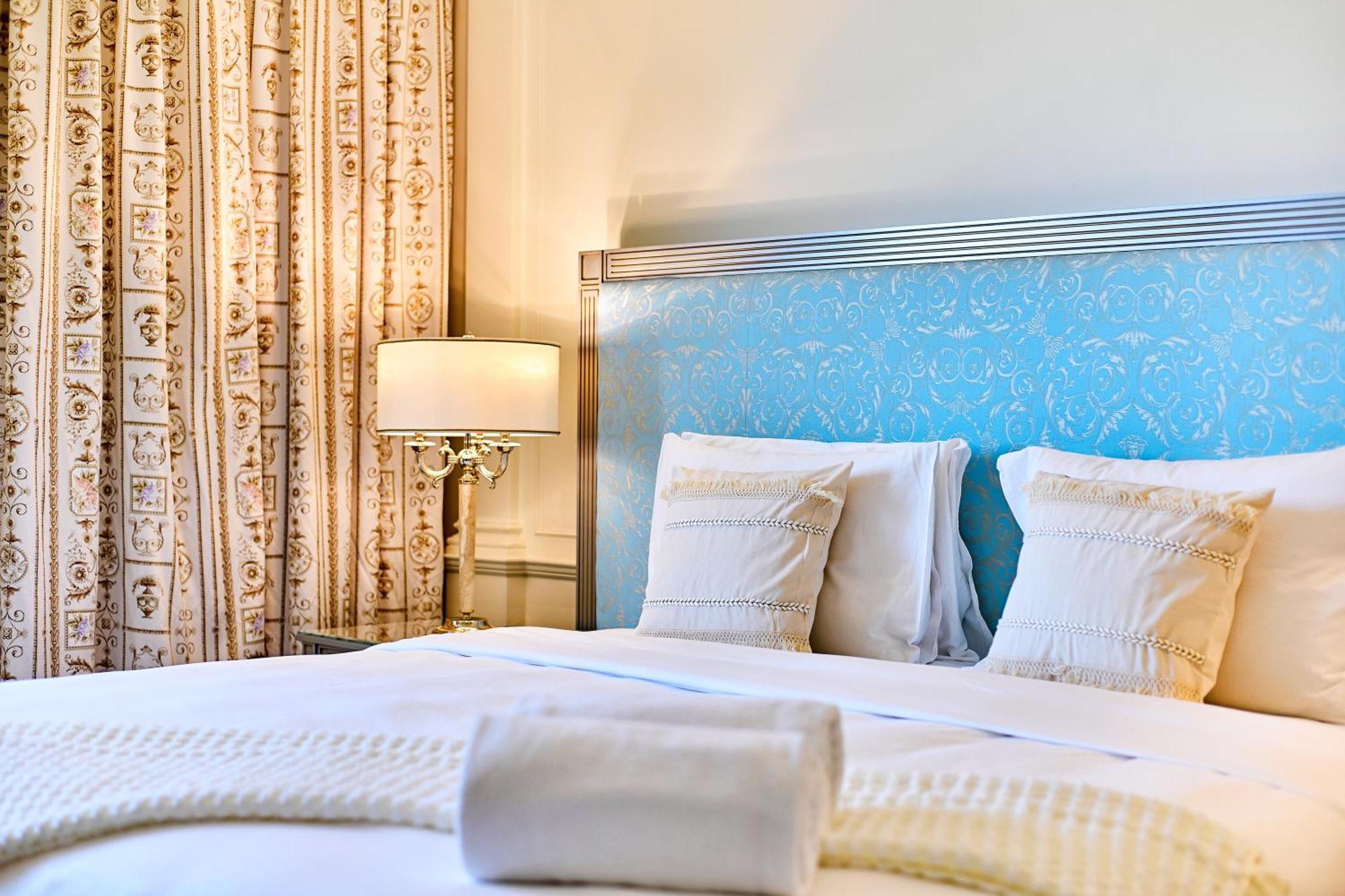 5 Star - 15 Min To Burj Khalifa & Dxb Apartment *
